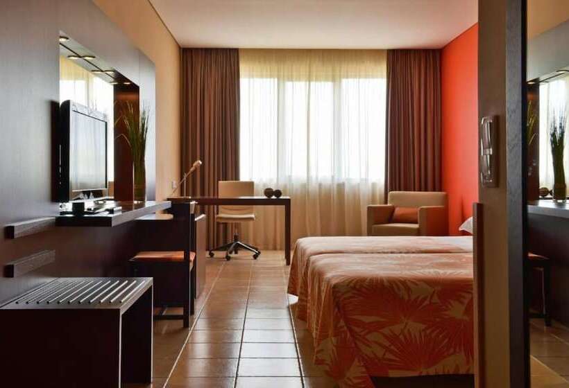 سوئیت کلاسیک, Pestana Tropico Ocean & City