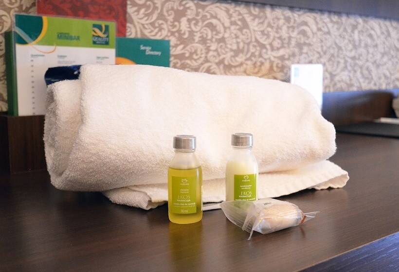 חדר דלוקס, Quality Hotel Curitiba