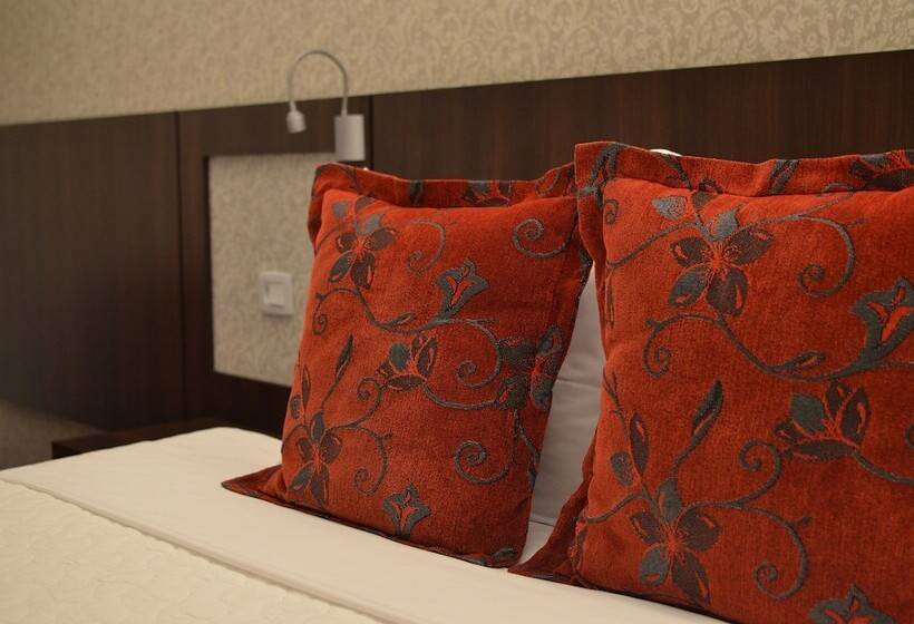 חדר ביזנס, Quality Hotel Curitiba