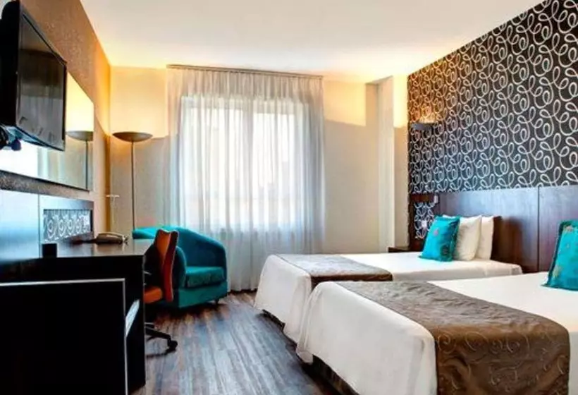 Superior-huone, Quality Hotel Curitiba