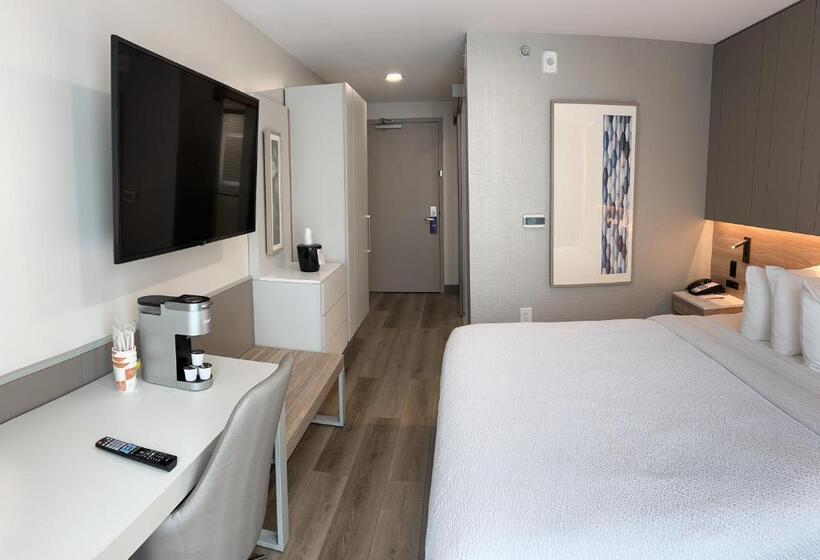 اتاق استاندارد با تخت بزرگ, The Capitol Hotel Downtown, Ascend Hotel Collection