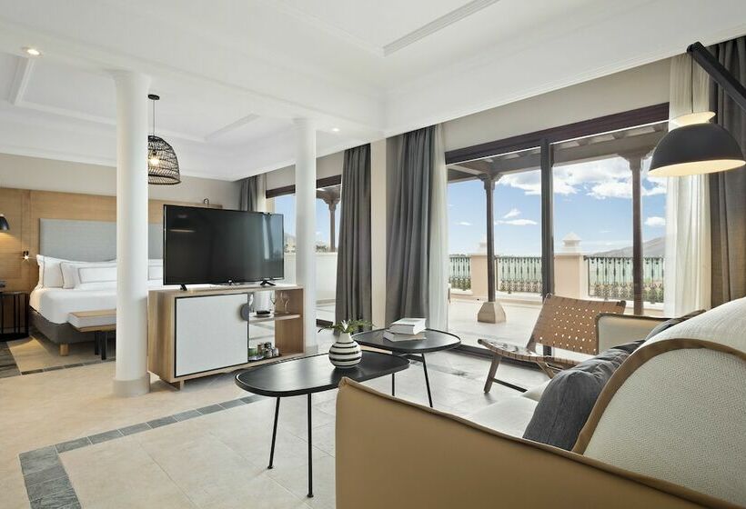 주니어 스위트, The Level At Melia Villaitana