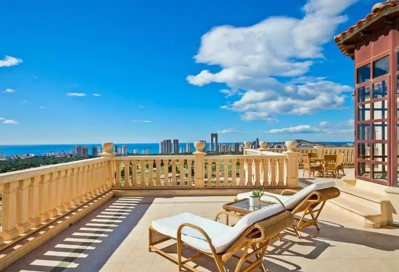 ペントハウスルーム, The Level at Melia Villaitana