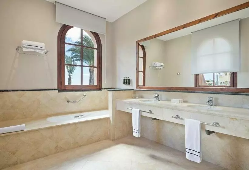 ロイヤルスイート, The Level at Melia Villaitana