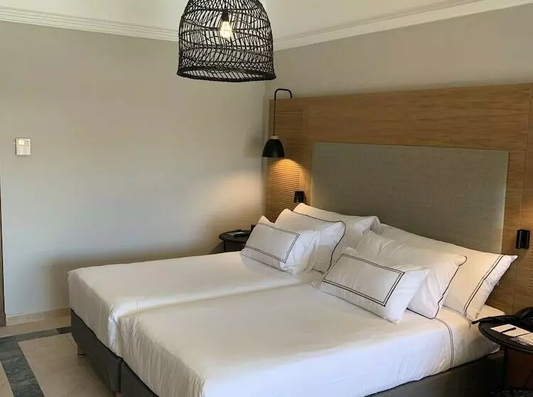 プレミアムルーム, The Level at Melia Villaitana