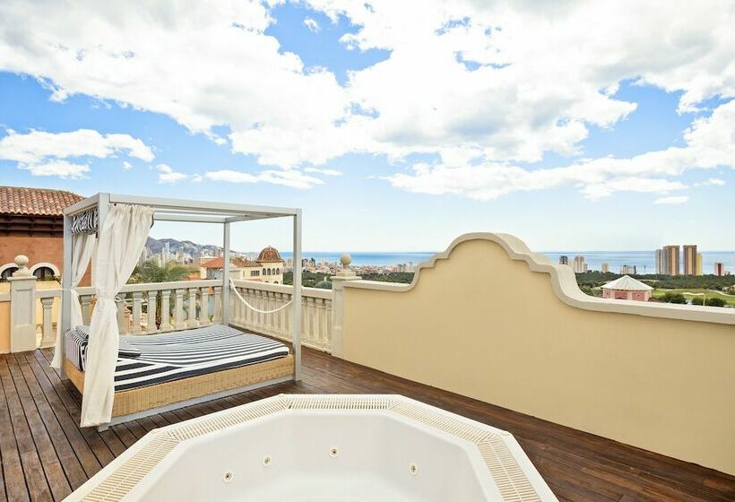 سوئیت پرزیدنت, The Level At Melia Villaitana