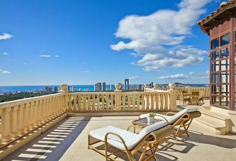 ペントハウスルーム, The Level at Melia Villaitana