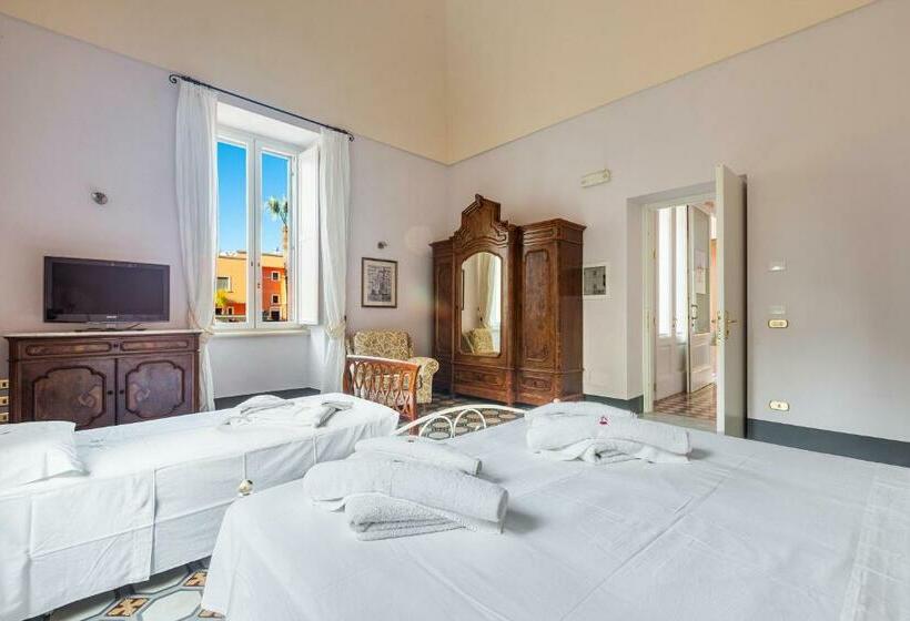 غرفة قياسية ثلاثية, B&b Luxury Da Salvatore