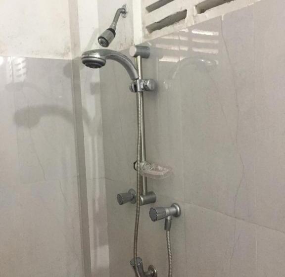 غرفة ديلوكس مطلّة علي البحر, Hill Cottage B&b