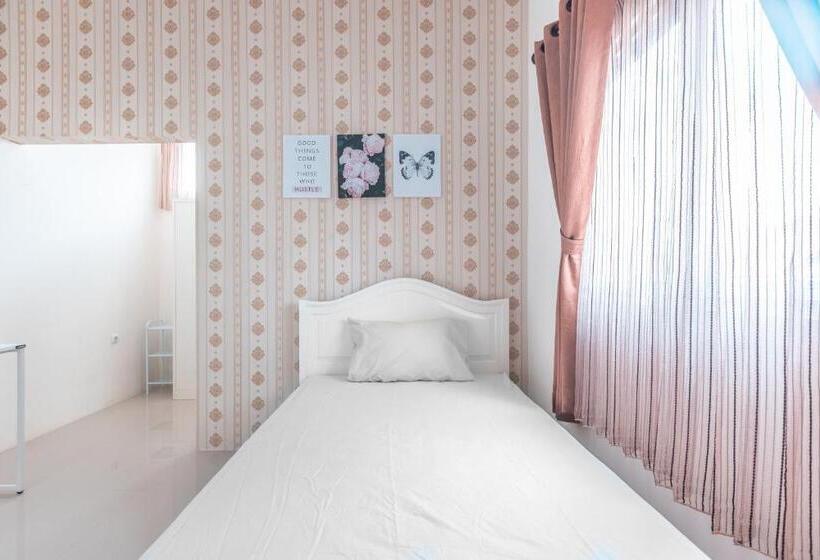 Tek Kişilik Ekonomik Oda, Oyo Life 2658 Kost Rasyamada