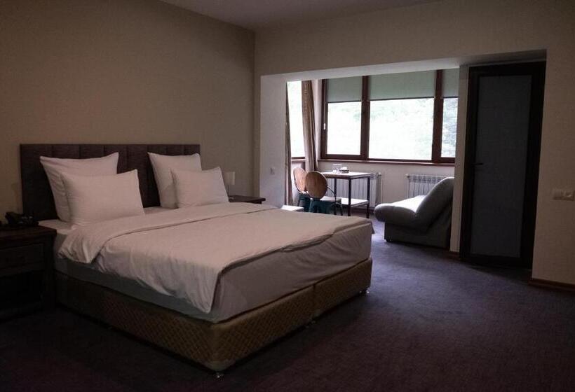 اتاق استاندارد, Apricot Aghveran Resort