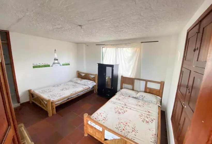 اتاق استاندارد چهار تخته, Finca Hotel Los Cocos