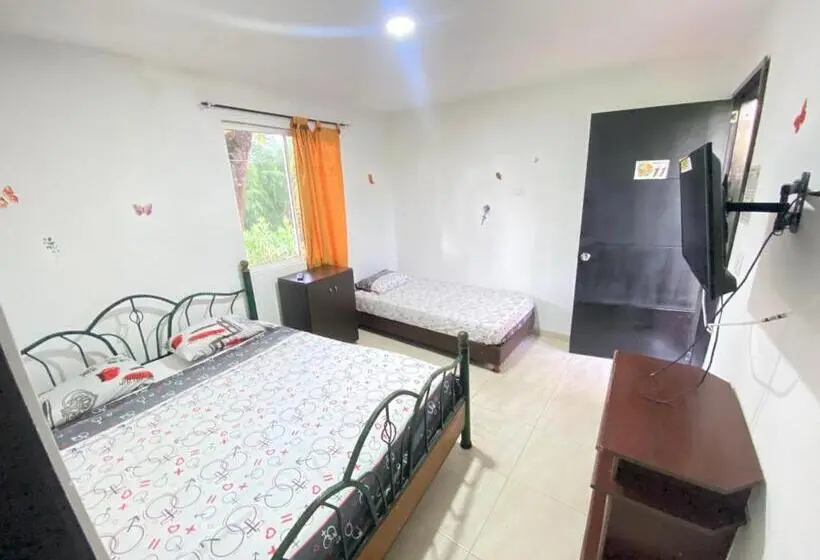 اتاق استاندارد سه نفره, Finca Hotel Los Cocos