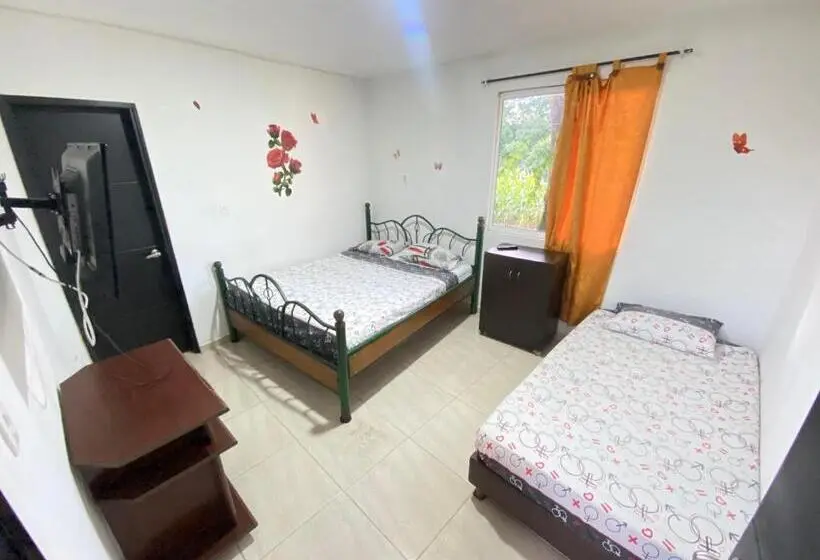 اتاق استاندارد سه نفره, Finca Hotel Los Cocos