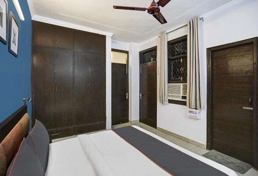 חדר קלאסי לשלושה, Super Collection O Agniv Residency Near Saket Metro