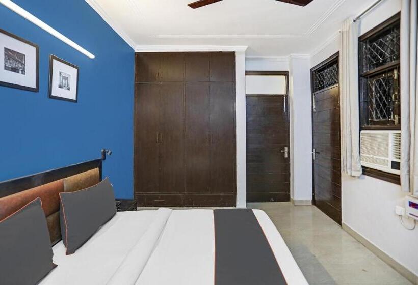 חדר קלאסי לשלושה, Super Collection O Agniv Residency Near Saket Metro