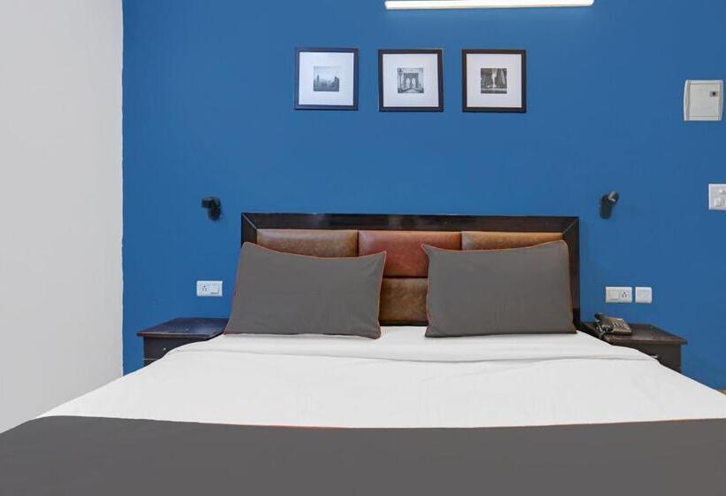 חדר קלאסי לשלושה, Super Collection O Agniv Residency Near Saket Metro
