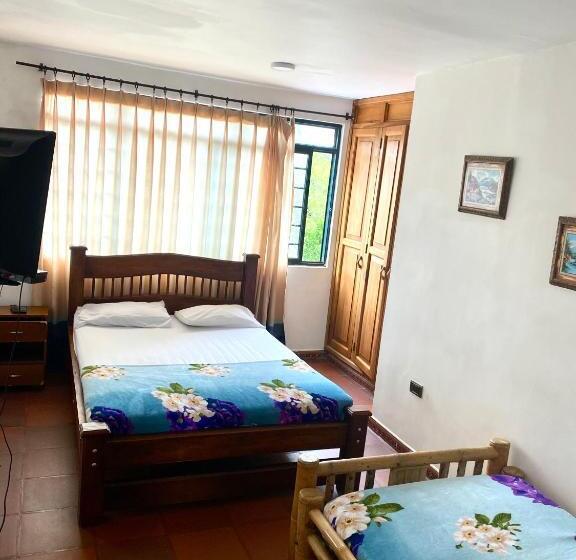 Номер Стандарт Трехместный, Finca Hotel Los Cocos