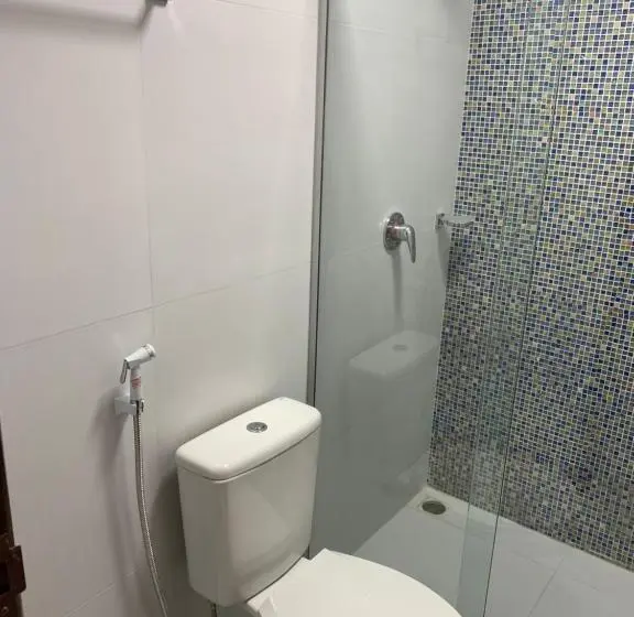 デラックスルーム, Canto Das Acácias