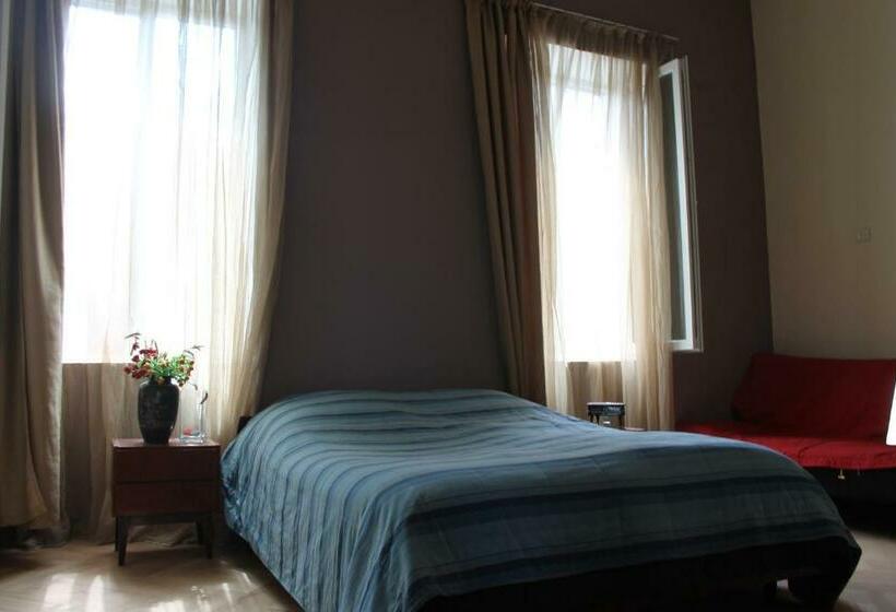 اتاق استاندارد, L House