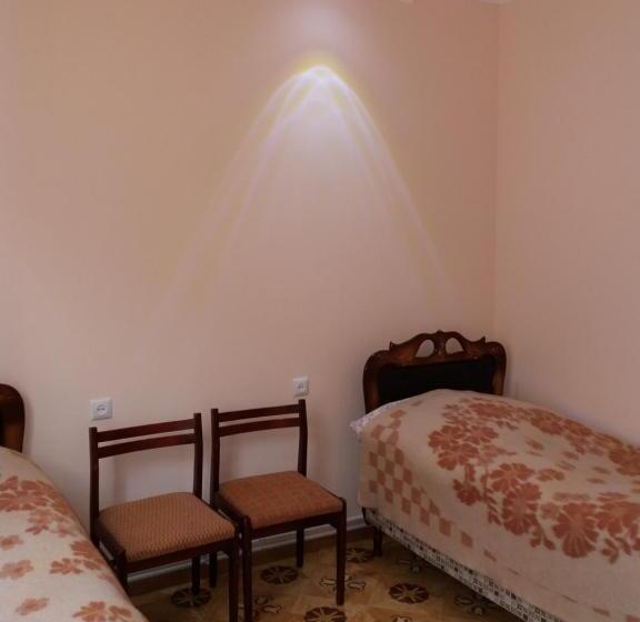 اتاق استاندارد, Aida Bed & Breakfast