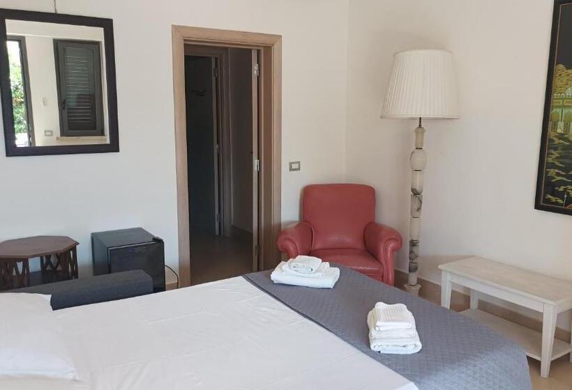 جناح جونيور مزوَّد بتراس, Masseria Le Dimore