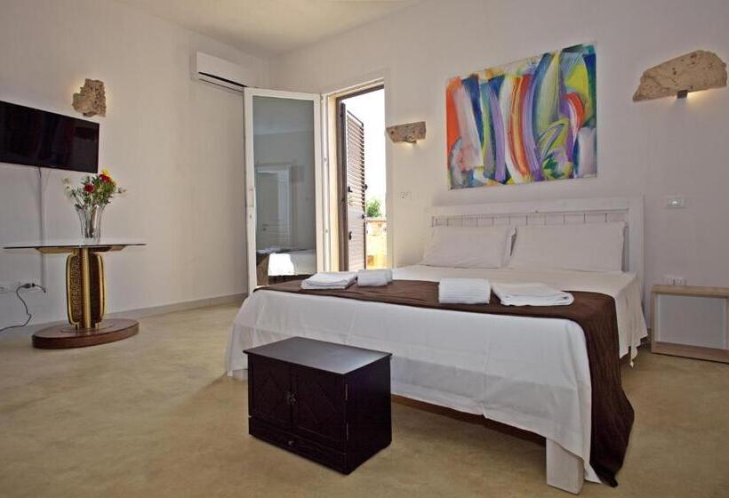 جناح مطلّ علي حمام السباحة, Masseria Le Dimore