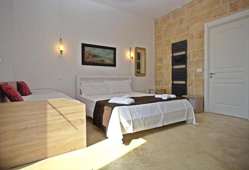 جناح مطلّ علي حمام السباحة, Masseria Le Dimore