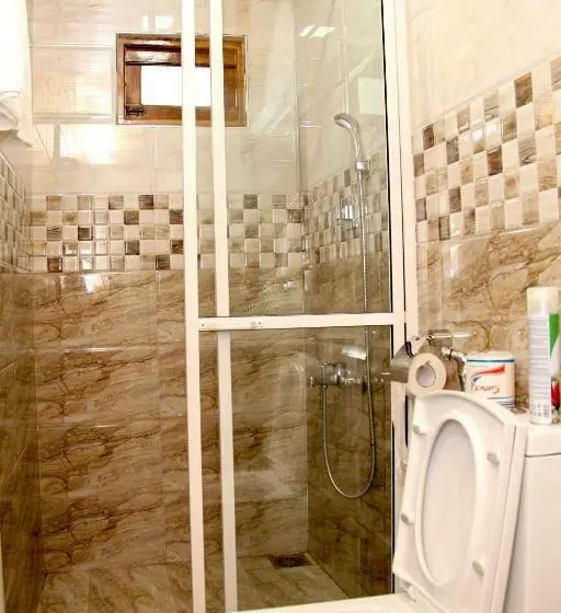اتاق خانوادگی, Bluewater Beach Resort