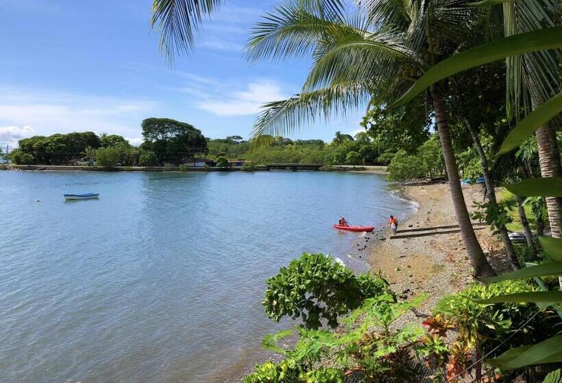 اتاق سوپریور با چشمانداز دریا, Cabinas Jimenez
