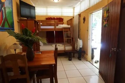 ファミリールーム, Cabinas Jimenez
