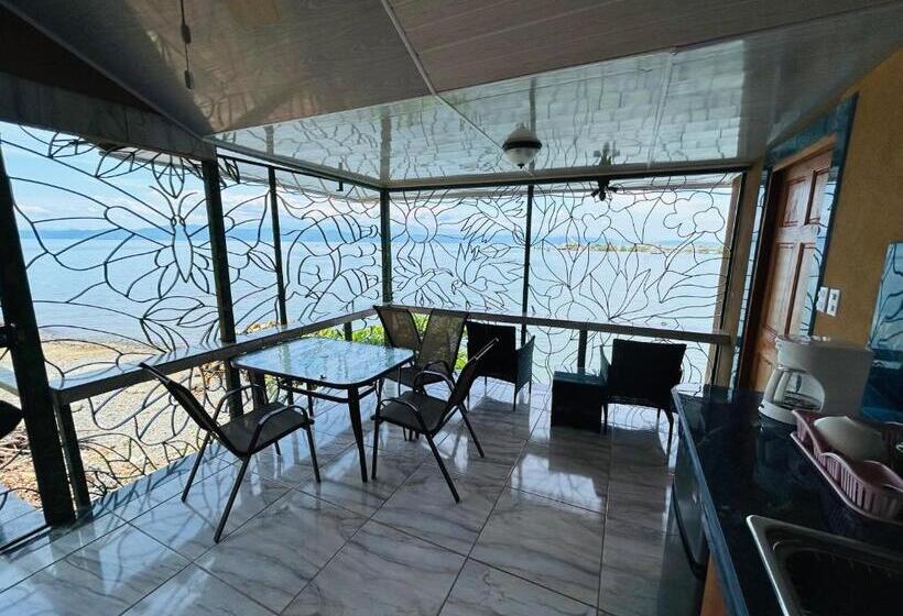 اتاق استاندارد با چشمانداز دریا, Cabinas Jimenez