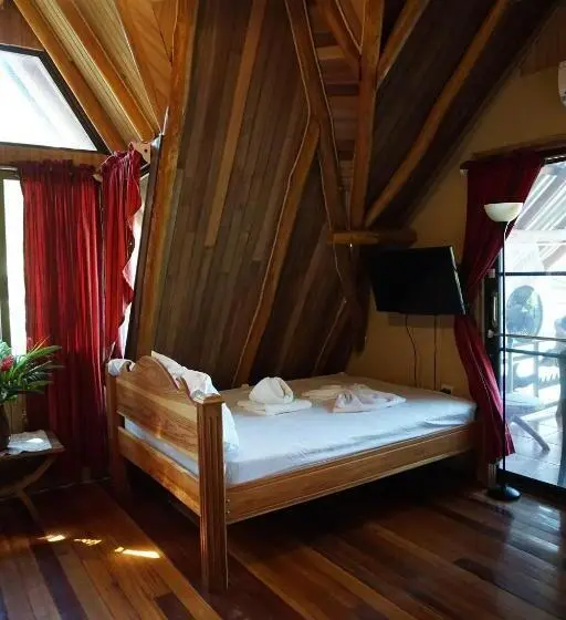スイート（家族用）, Cabinas Jimenez