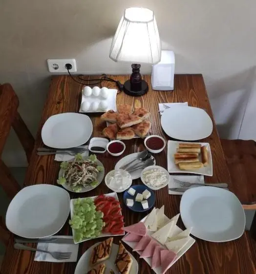 اتاق استاندارد چهارنفره با بالکن, Villa Ureki