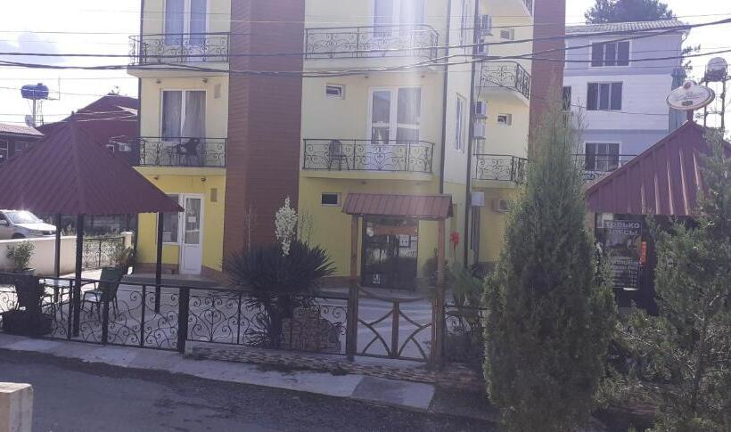 اتاق استاندارد با بالکن, Villa Ureki