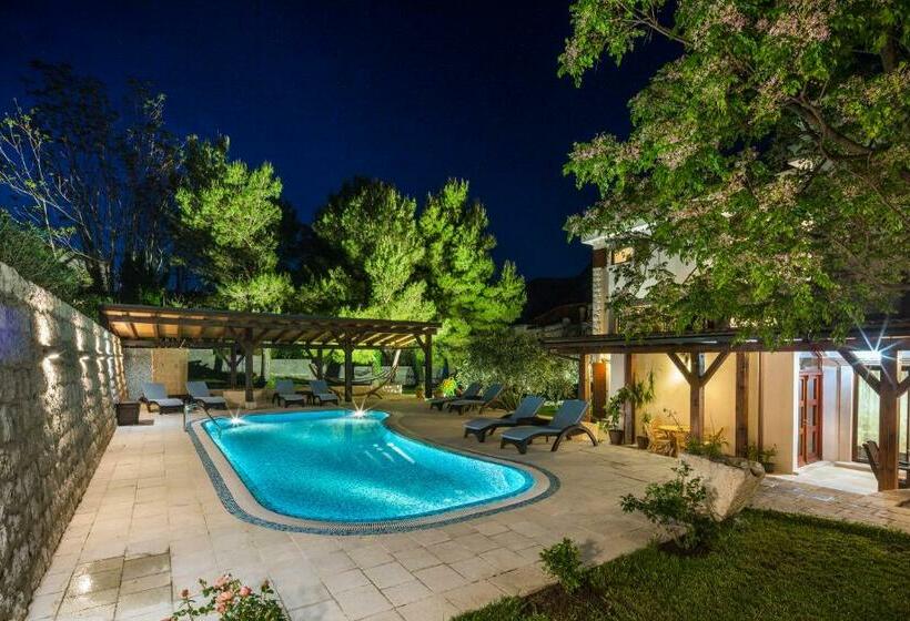 اتاق استاندارد با تخت بزرگ, Palazzo Banicevic Luxury Rooms