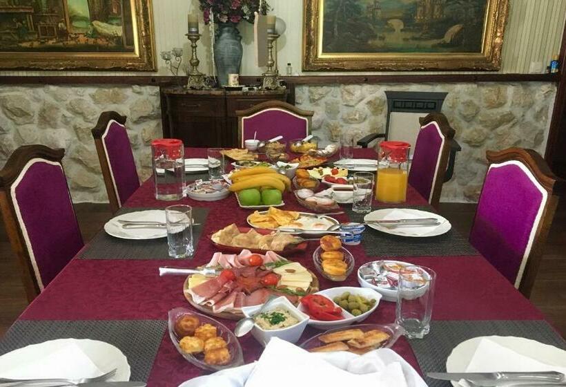 اتاق استاندارد با تخت بزرگ, Palazzo Banicevic Luxury Rooms