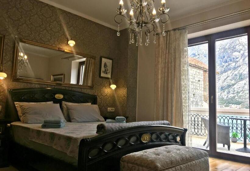 اتاق لوکس با بالکن و چشمانداز دریا, Palazzo Banicevic Luxury Rooms