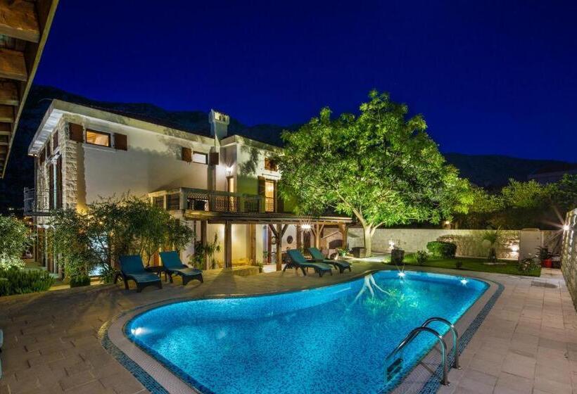 اتاق استاندارد اینتریور, Palazzo Banicevic Luxury Rooms