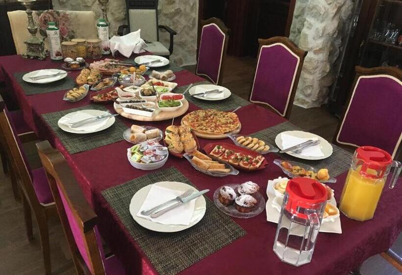 اتاق استاندارد با چشمانداز استخر, Palazzo Banicevic Luxury Rooms