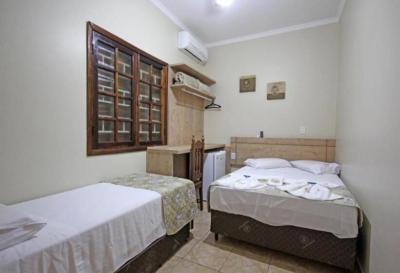 اتاق خانوادگی, Pousada Flores Em Vida