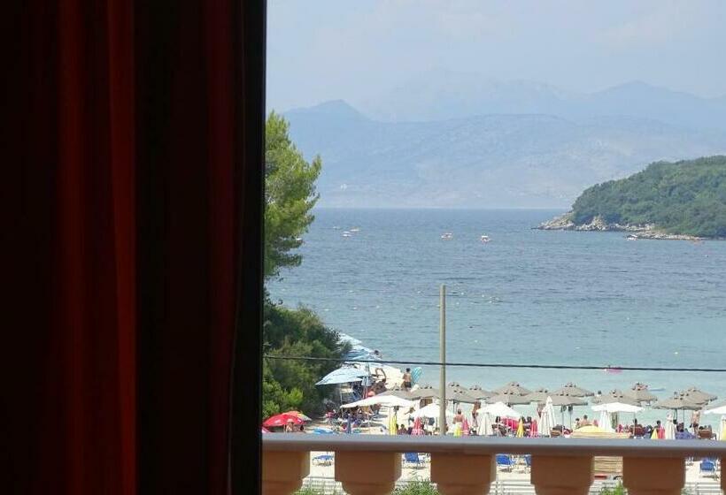 Апартаменты Superior 2 Спальни, Villa Lions