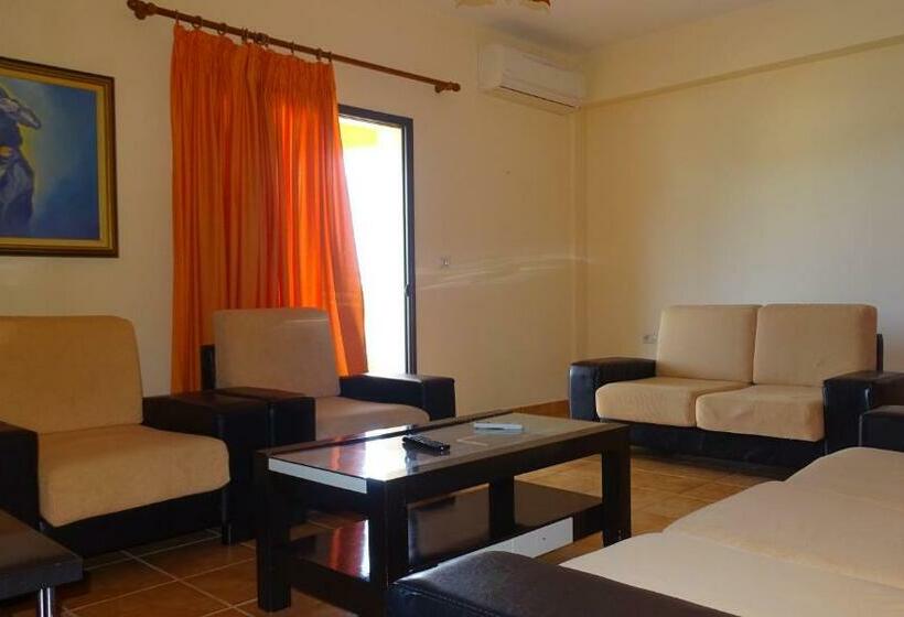 آپارتمان سوپریور 2 خوابه, Villa Lions