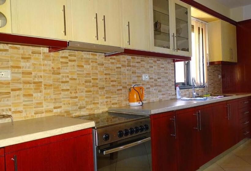 Апартаменты Superior 2 Спальни, Villa Lions