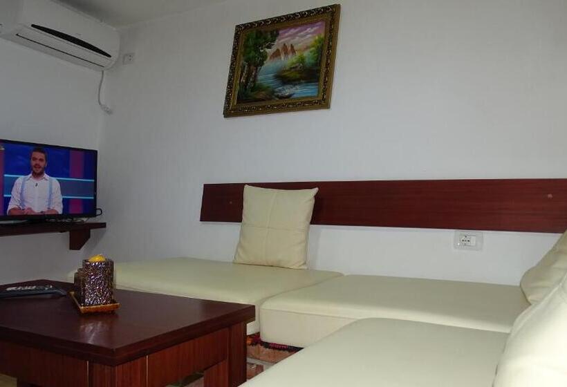 Апартаменты 1 Спальня Вид на Сад, Villa Lions