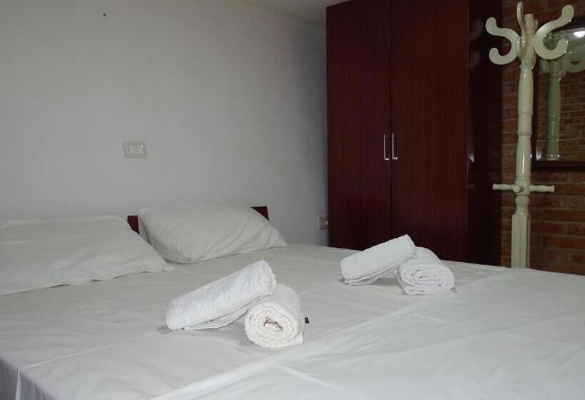 آپارتمان 1 خوابه با چشم‌انداز باغ, Villa Lions