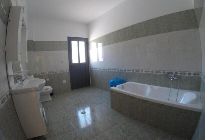 Апартаменты Superior 2 Спальни, Villa Lions