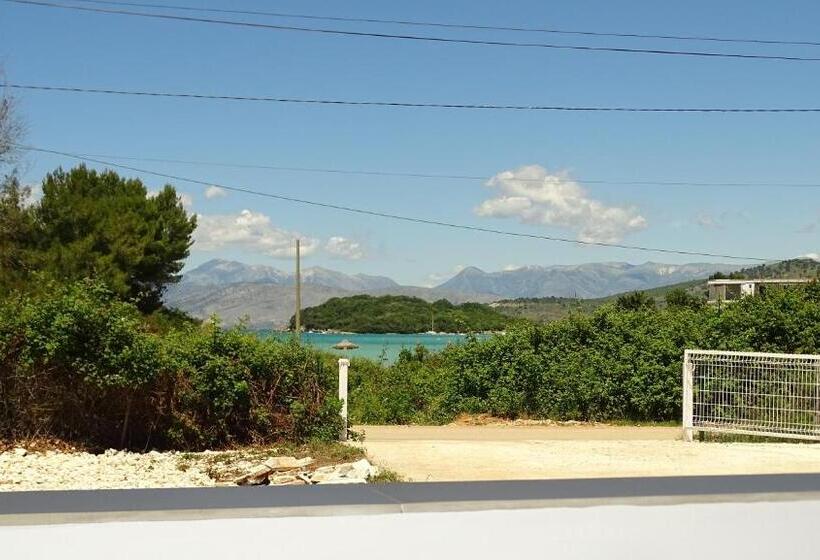 Студия Deluxe, Villa Lions