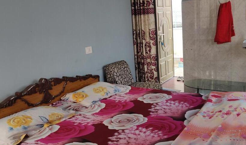اتاق لوکس, Vishnu Rest House