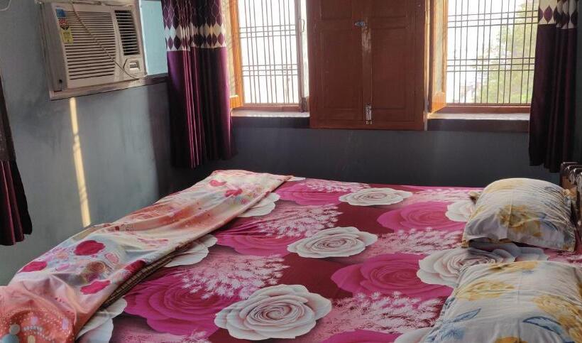 اتاق لوکس, Vishnu Rest House